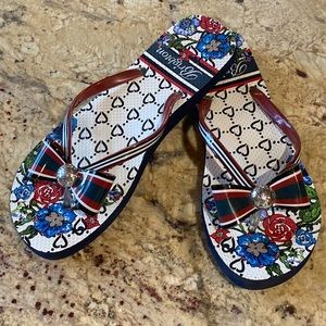 Brighton Entice flip flops size 10 like new
